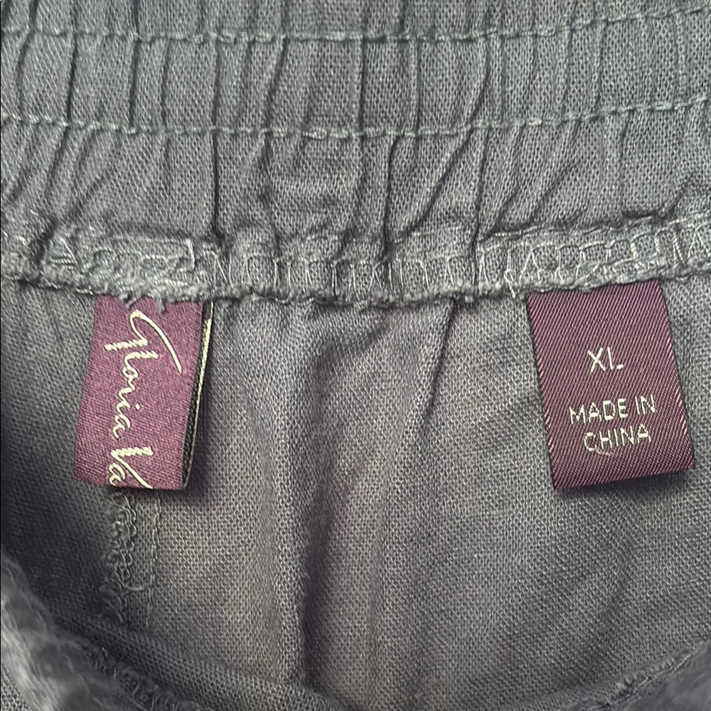 Gloria Vanderbilt Blue elastic Waist Shorts - Picture 2 of 4